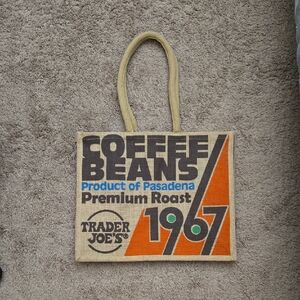 Trader Joe's 1967 Coffee Beans Large Jute Tote Bag New Spring Easter Collectible